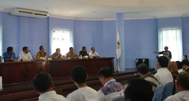 Menteri ESDM Sudirman Said bertemu dengan perwakil