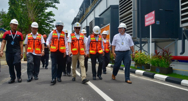 Menteri ESDM Mengunjungi Indonesia Power Unit Pembangkitan dan Jasa Pembangkitan (UPJP) Pesanggaran