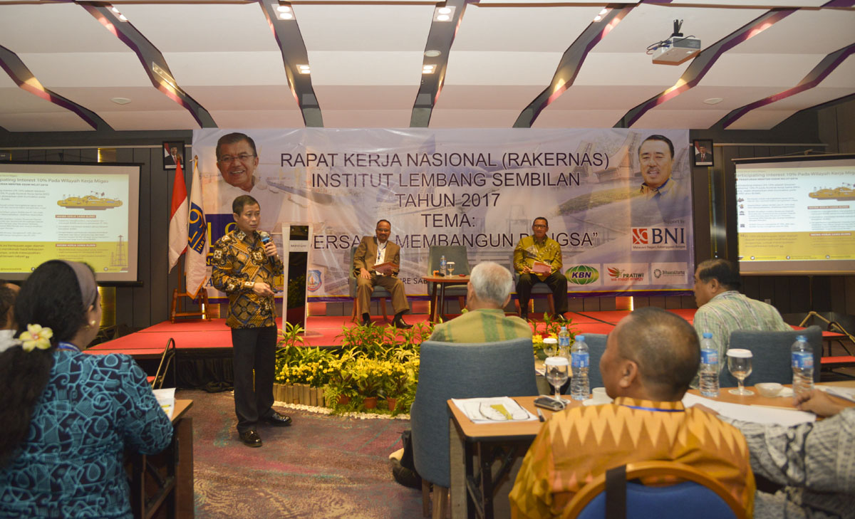 Menteri ESDM Memaparkan Tentang Sektor Energi Pada Acara Rakernas Institut Lembang Sembilan di Jakarta, Senin (6/3)