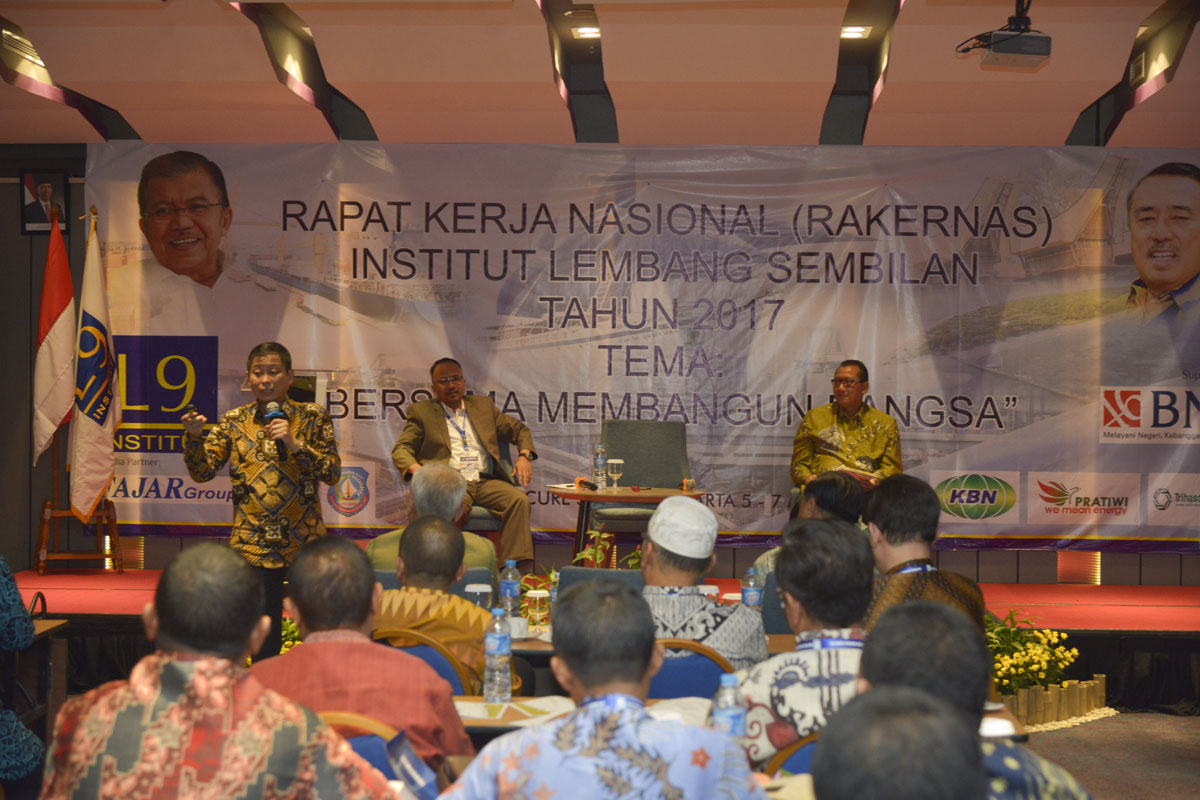 Menteri ESDM Memaparkan Tentang Sektor Energi Pada Acara Rakernas Institut Lembang Sembilan di Jakarta, Senin (6/3)