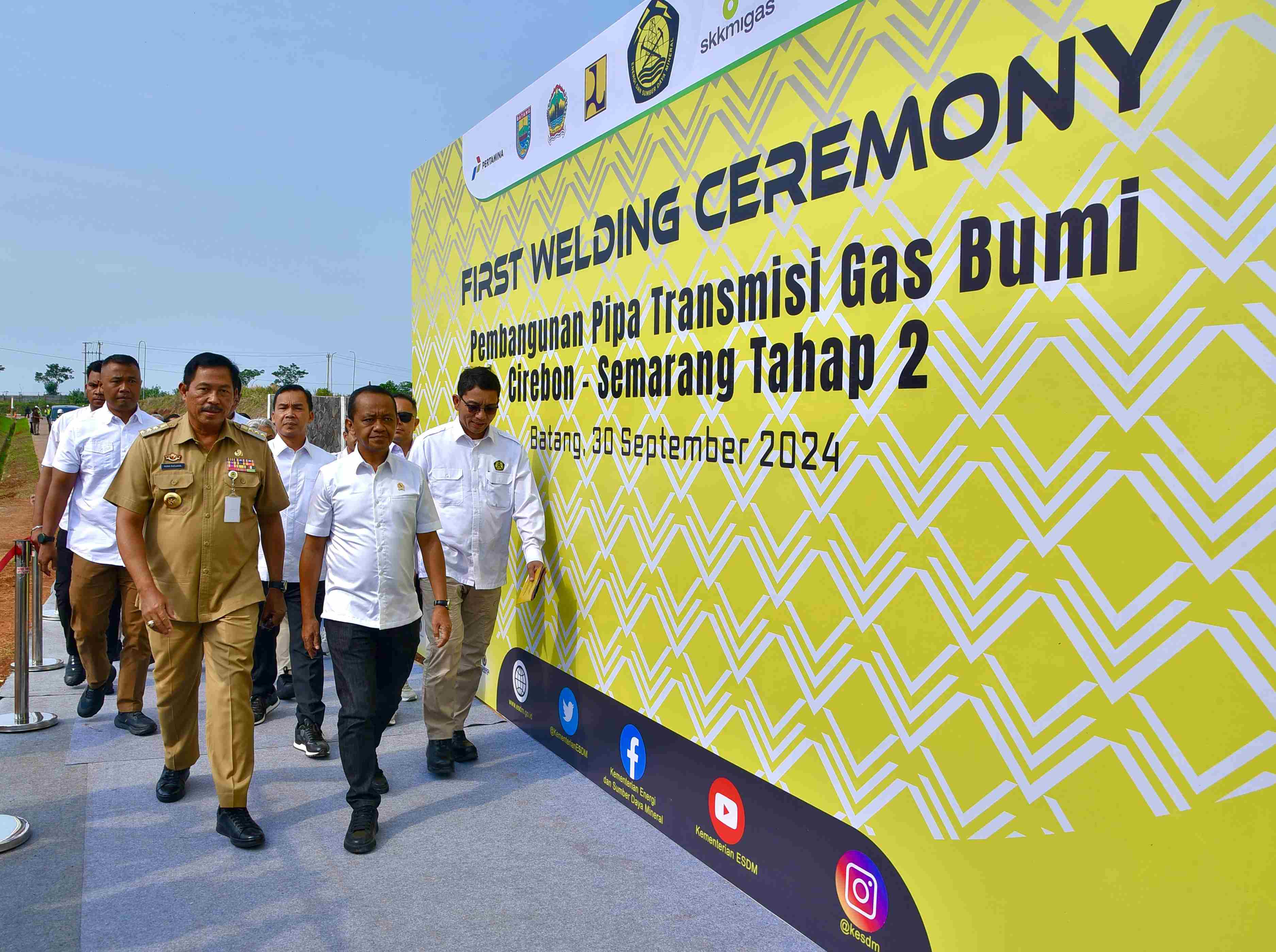 Menteri Energi dan Sumber Daya Mineral (ESDM) Bahlil Lahadalia, Meresmikan Proyek Strategis Nasional, yakni pipa gas transmisi Cirebon-Semarang (Cisem) tahap 2 (Ruas Batang - Cirebon - Kandang Haur) di Batang, Senin (30/9)