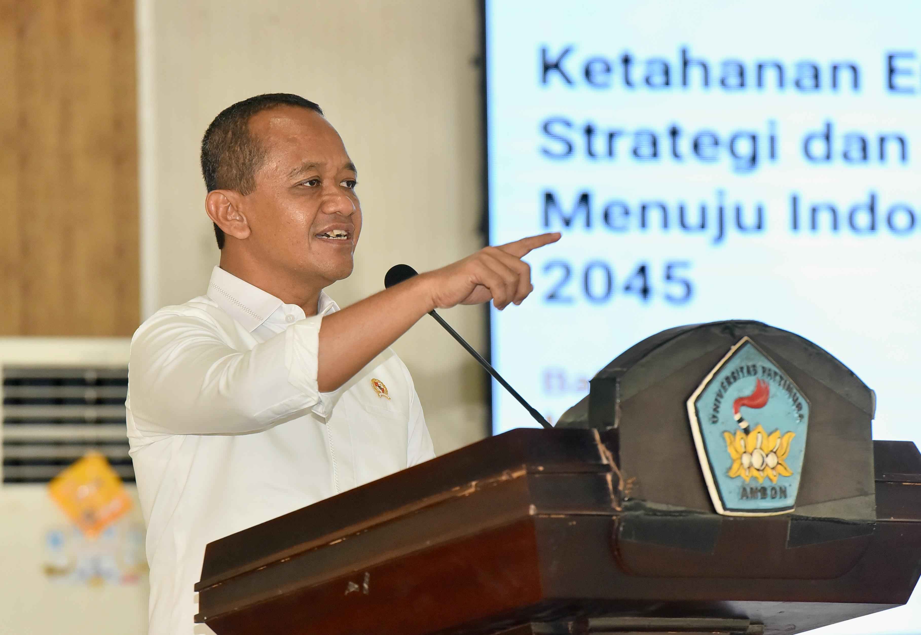 Menteri ESDM Memberikan Pengarahan dalam kegiatan Bincang-Bincang Bersama Mahasiswa Universitas Pattimura, Ambon (07/10)