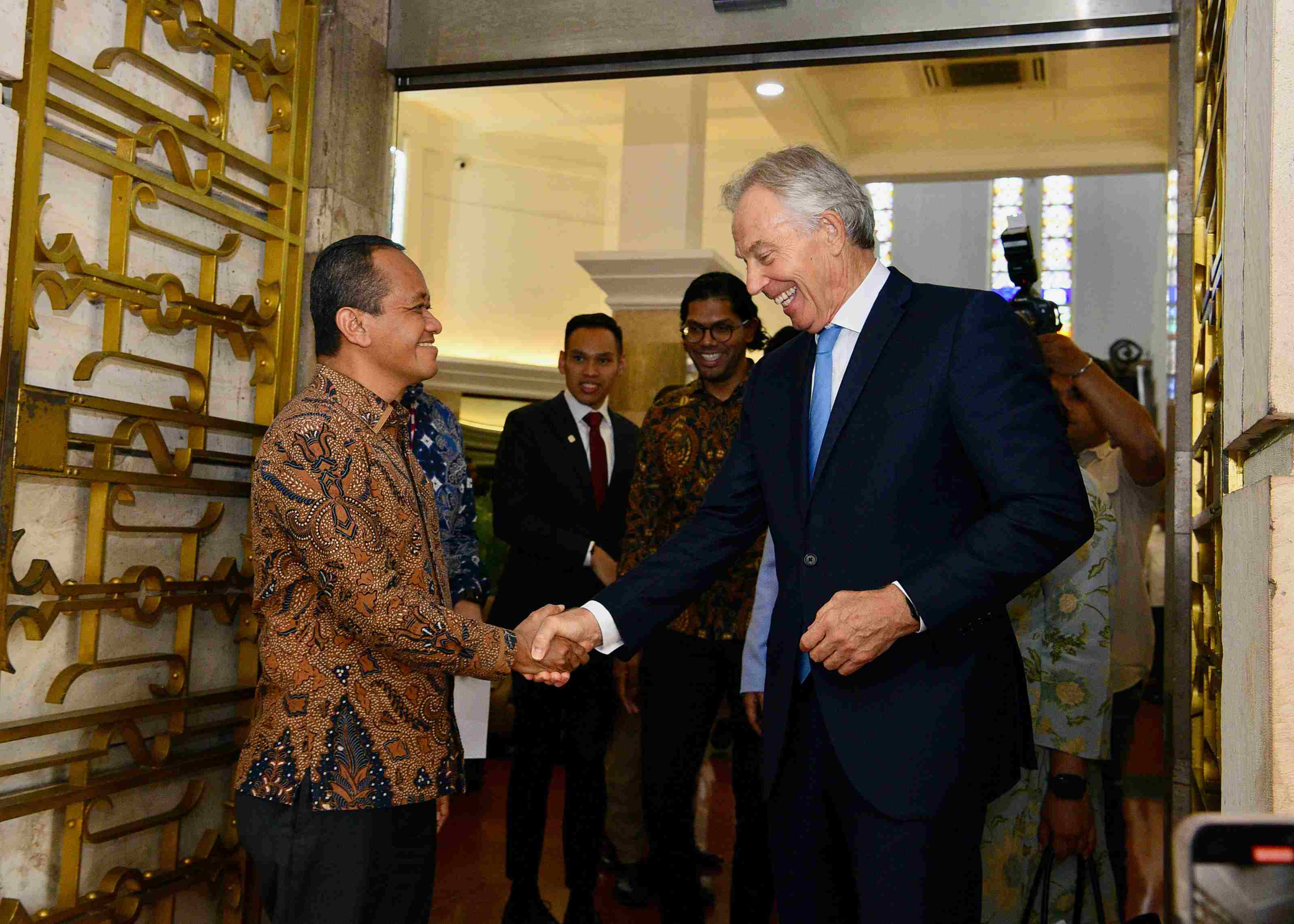 MESDM Menerima Kunjungan Executive Chairmain The Tony Blair Institute for Global Change di Kantor Kementerian ESDM, Jakarta, Kamis (19/9)