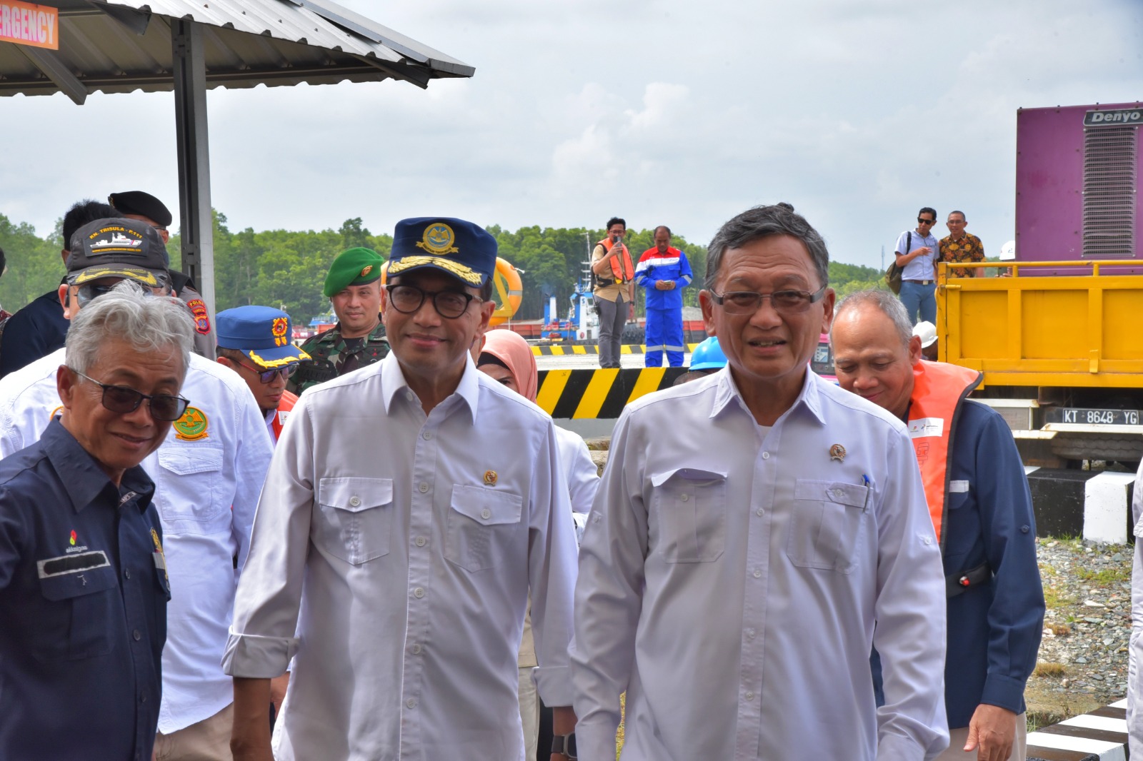Peresmian Prototipe Kapal Dual Diesel Fuel di Pelabuhan Somber Balikpapan, Kalimantan Timur, Senin (12/8)