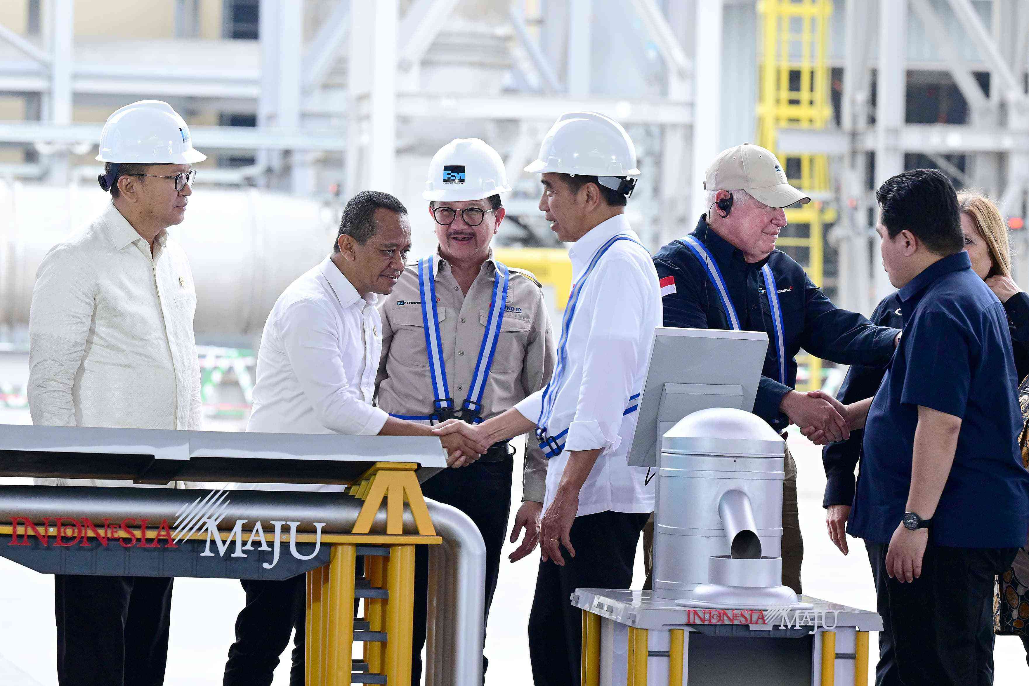 Presiden Joko Widodo Didampingi Menteri ESDM Meresmikan Smelter Single Line Terbesar di Dunia, Gresik (23/9)