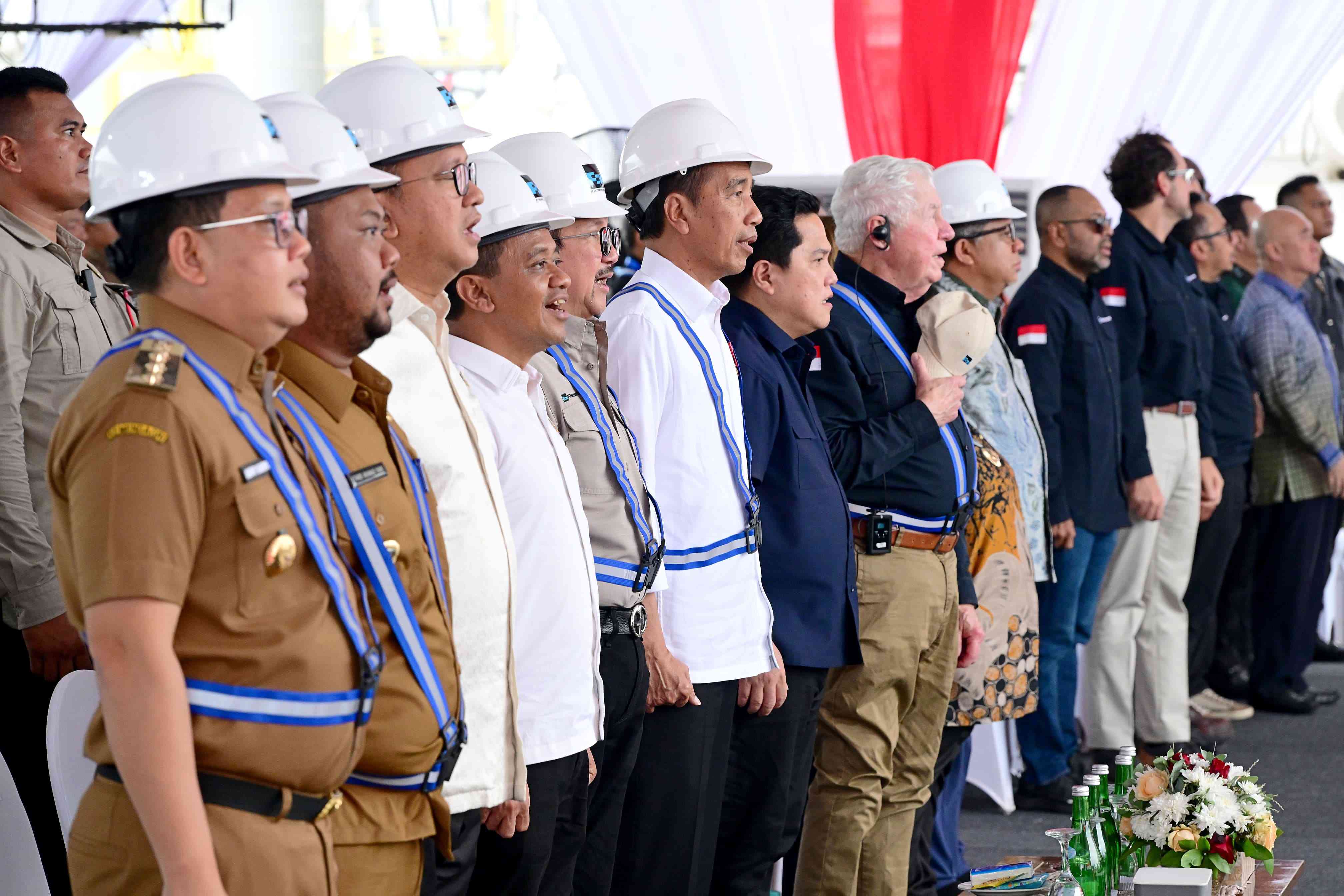 Presiden Joko Widodo Didampingi Menteri ESDM Meresmikan Smelter Single Line Terbesar di Dunia, Gresik (23/9)