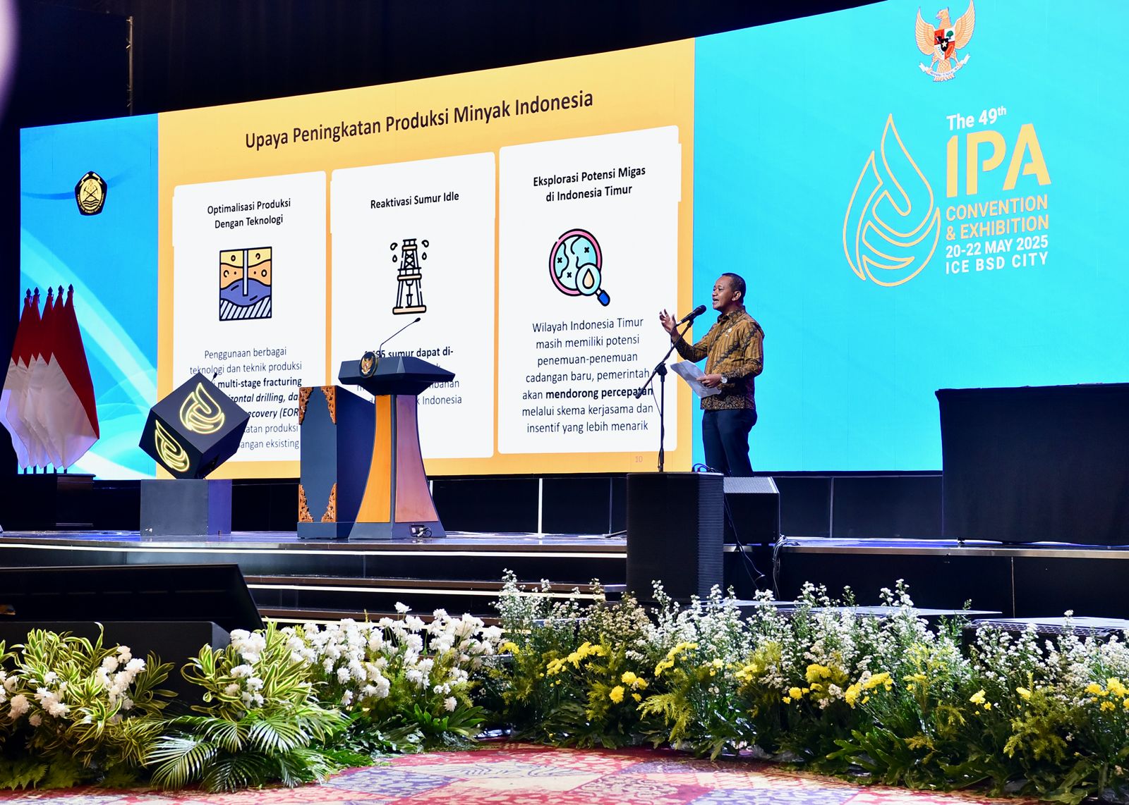 Presiden RI bersama dengan Menteri ESDM Meresmikan Konvensi dan Pameran Indonesian Petroleum Association (IPA) ke-49 Tahun 2025, di Tangerang, Rabu (21/5).