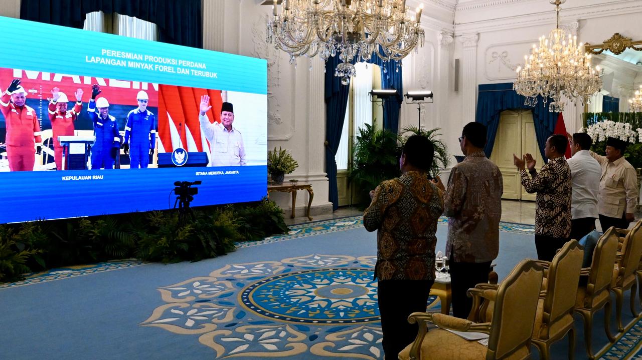 Presiden RI bersama dengan Menteri ESDM Meresmikan Lapangan Forel dan Terubuk Medco E&P Natuna, Jum'at (16/5).