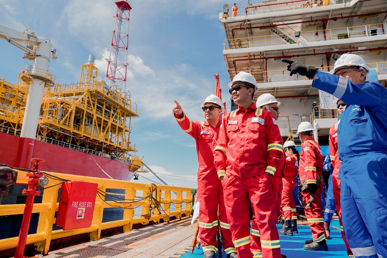 Presiden RI bersama dengan Menteri ESDM Meresmikan Lapangan Forel dan Terubuk Medco E&P Natuna, Jum'at (16/5).