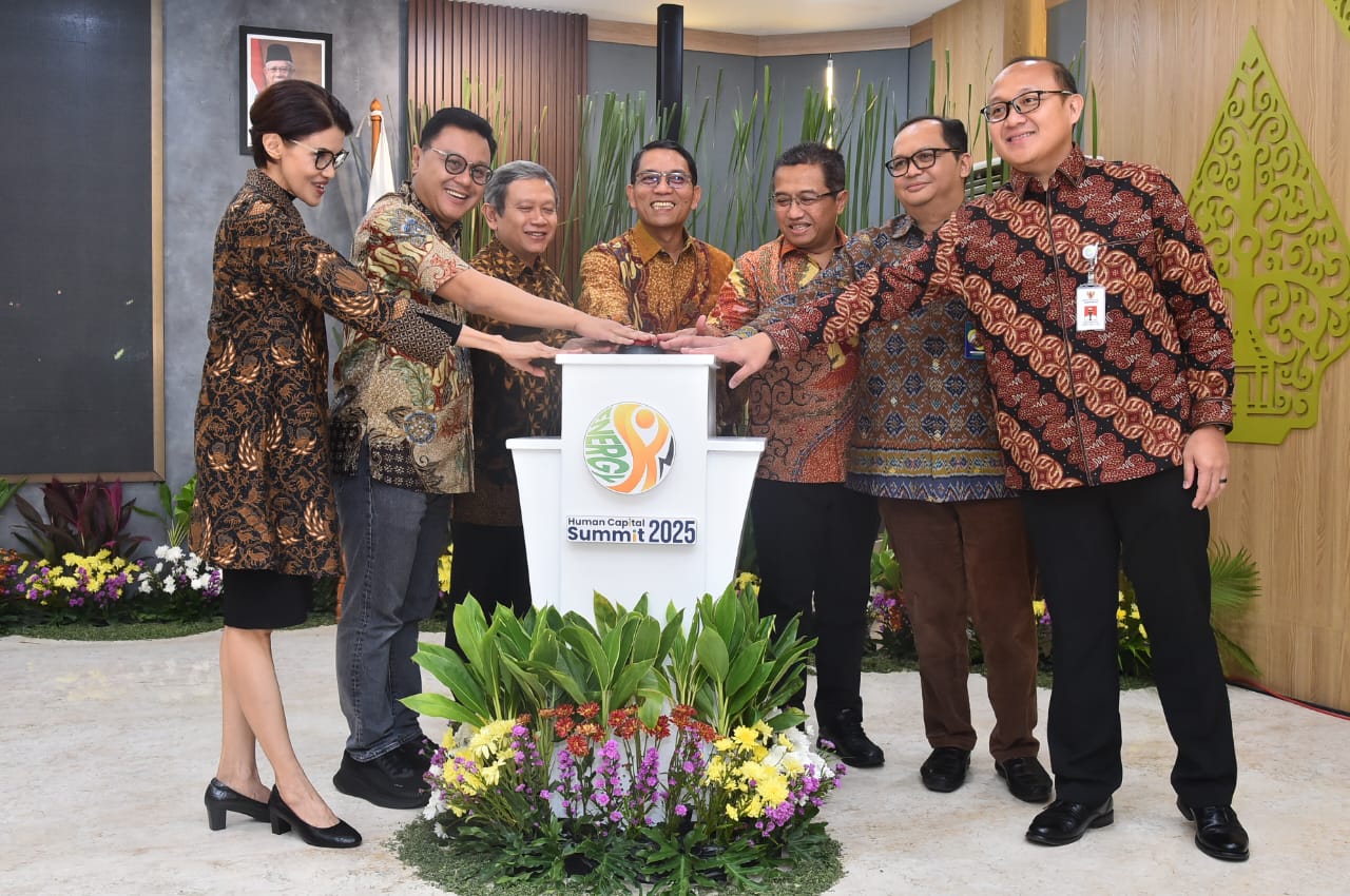 Sekjen ESDM Membuka Launching Human Capital Summit 2025 di Jakarta, Kamis (26/9)