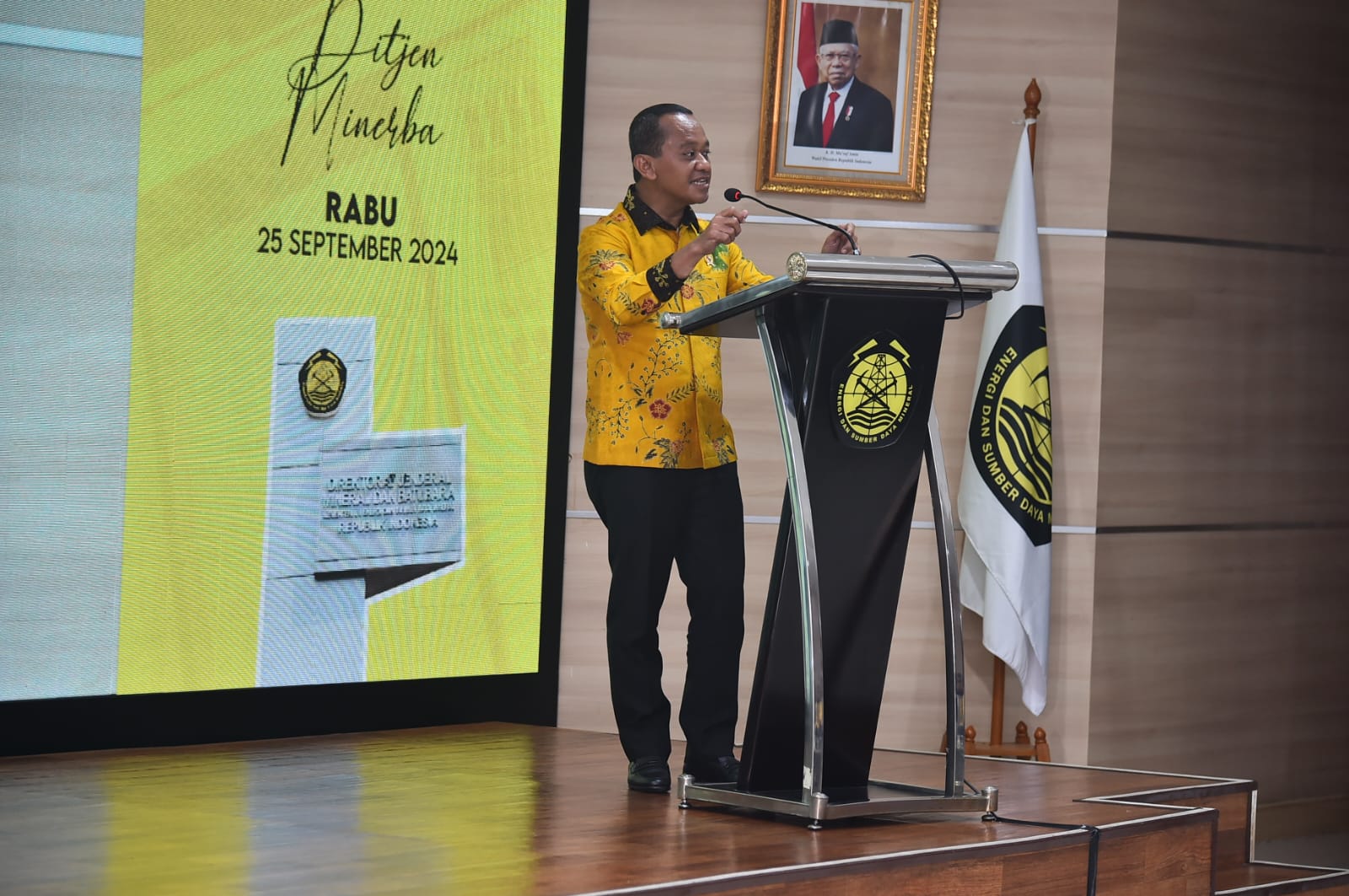 Tatap Muka Menteri ESDM dengan Pegawai di Lingkungan Direktorat Jenderal Mineral dan Batubara, Jakarta, Rabu (5/9)