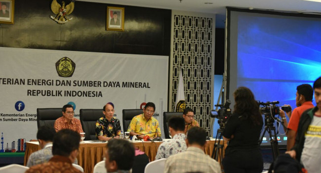Wakil Menteri ESDM Press Conference tentang Pembangkit Listrik Tenaga Nuklir, Jumat (3/11)