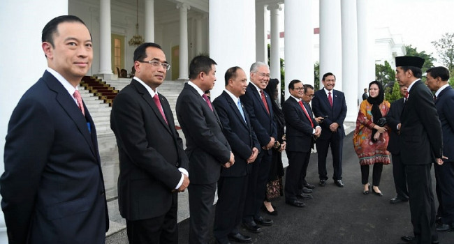 Presiden Joko Widodo beserta jajarannya bersiap menyambut kedatangan Raja Salman di Istana Kepresidenan Bogor
