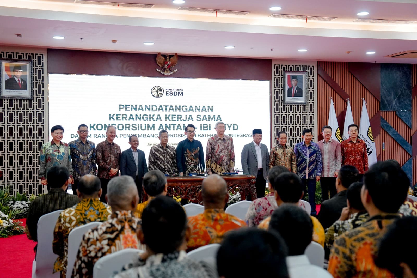 Menteri ESDM pada Penandatanganan Kerangka Kerja Sama Konsorsium ANTAM - IBI - HYD