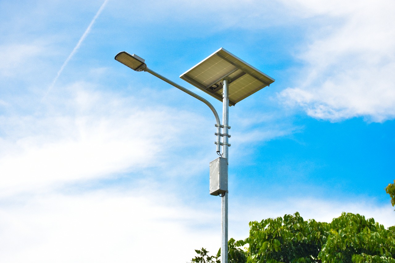 125 Unit Penerangan Tenaga Surya Diserahkan Kepada Masyarakat Ogan Ilir