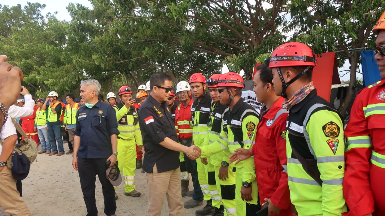 215 Anggota ERT Siaga Bencana Bantu Evakuasi Korban Gempa dan Tsunami Sulteng