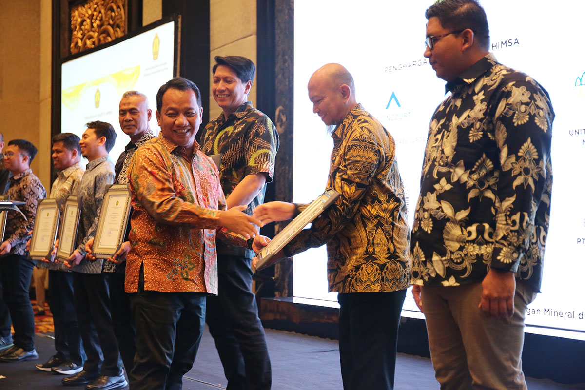 40 Badan Usaha Pertambangan Terima Anugerah Prasetya Ahimsa