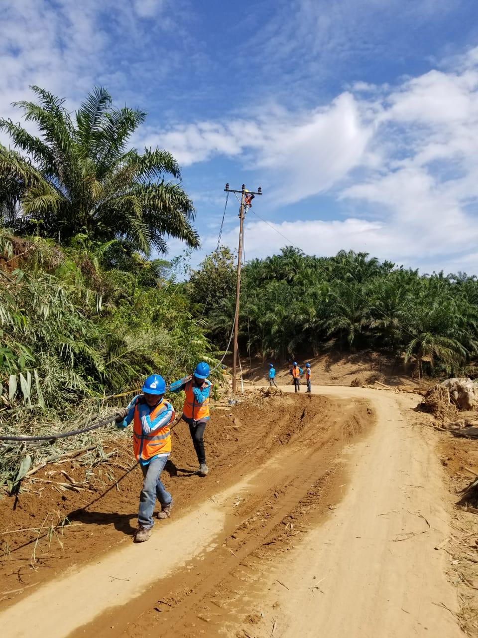 93,17 Persen Pulih, Lebih Dari 9 Ribu Warga Bengkulu Kembali Nikmati Listrik