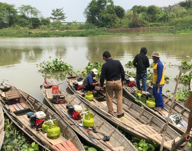 950 Nelayan Ogan Komering Ilir dan 350 Petani Sragen Dapat Paket Konkit Gratis