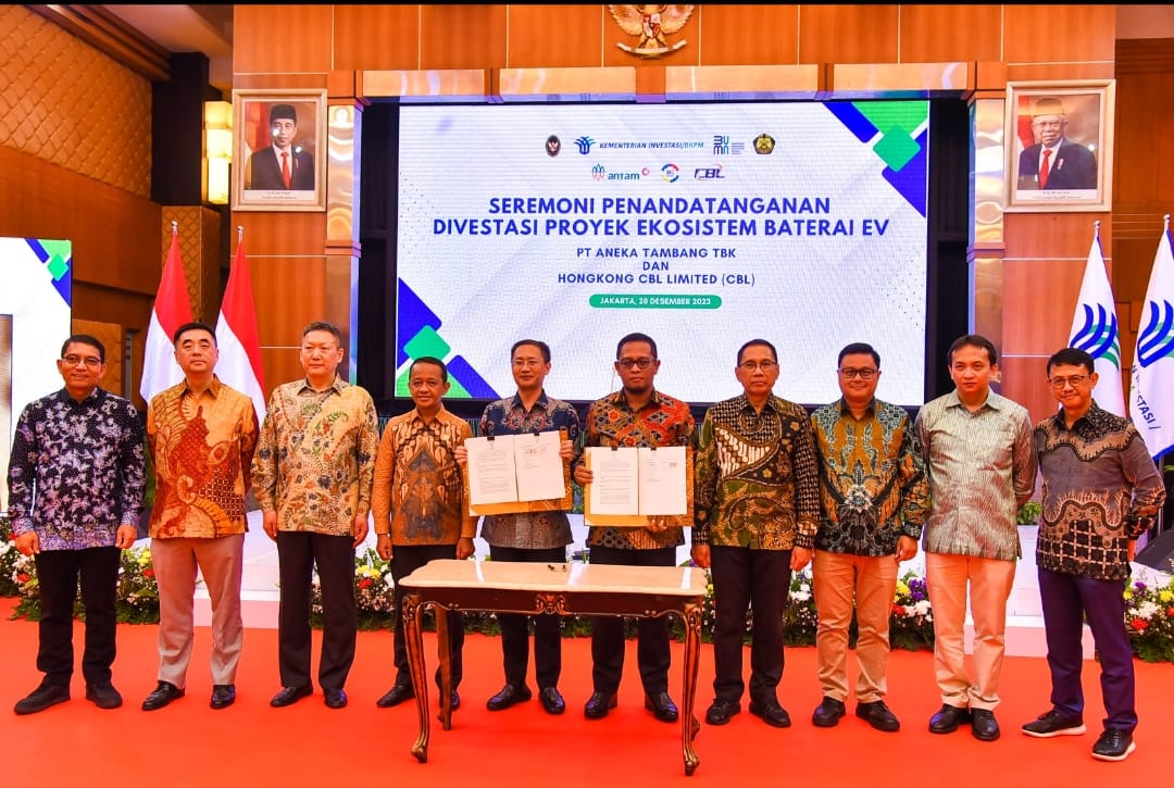 Akselerasi Ekosistem EV, ANTAM Teken Kerja Sama Pembuatan Baterai Lithium 