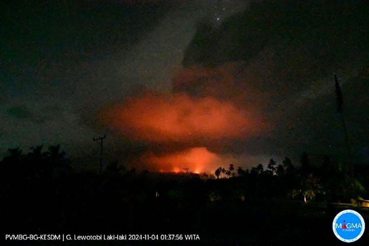 Aktivitas Vulkanik Meningkat, PVMBG Naikkan Status G. Lewotobi Laki-laki Naik Jadi 