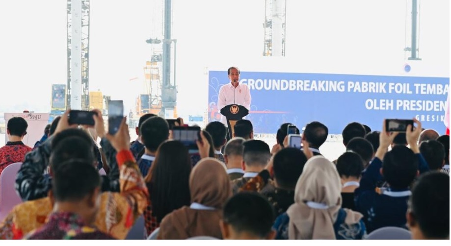 Apresiasi Pabrik Foil Tembaga, Presiden: Ini Bisa Serap dan Olah Material