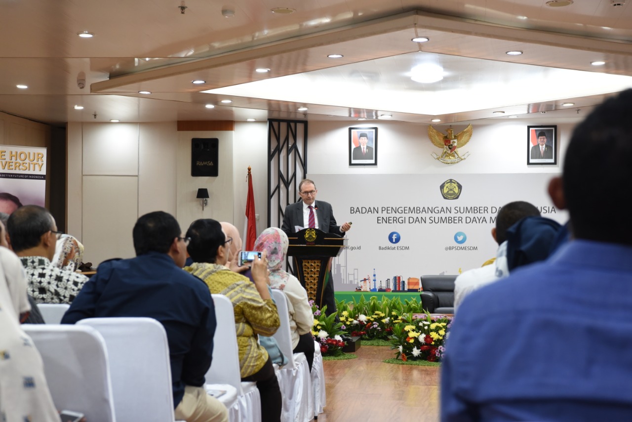 Atasi Perubahan Iklim, Transisi Energi Mutlak Dilakukan