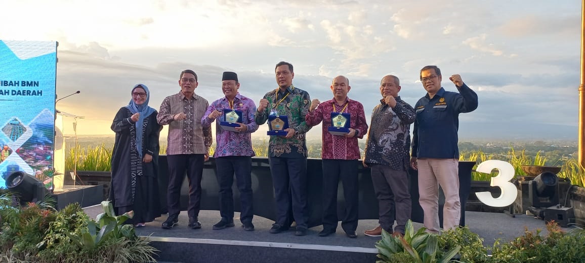 Badan Geologi dan Ditjen EBTKE Serahkan Hibah BMN Kepada Pemerintah Daerah