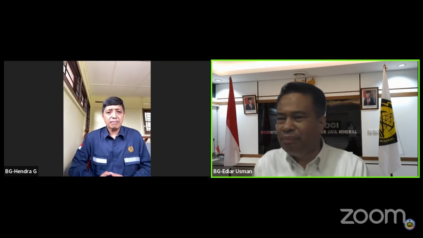 Badan Geologi Kementerian ESDM Naikkan Status Gunung Anak Krakatau Menjadi Level III