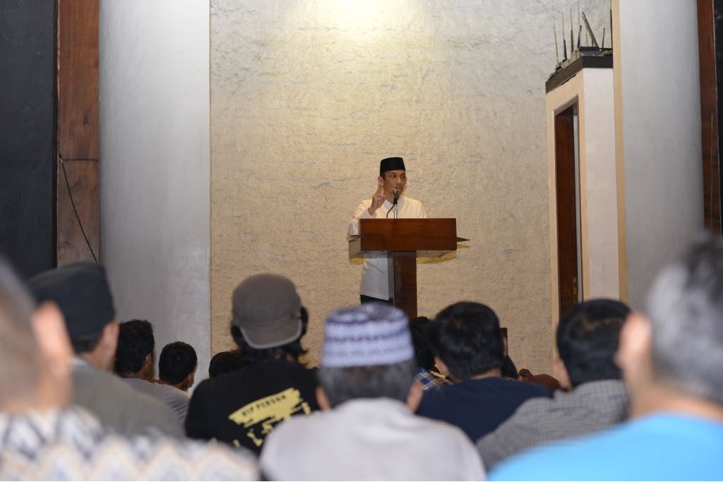 Berikan Ceramah Tarawih di ITB, Arcandra Tekankan Pentingnya Menjadi Pemimpin Yang Adil