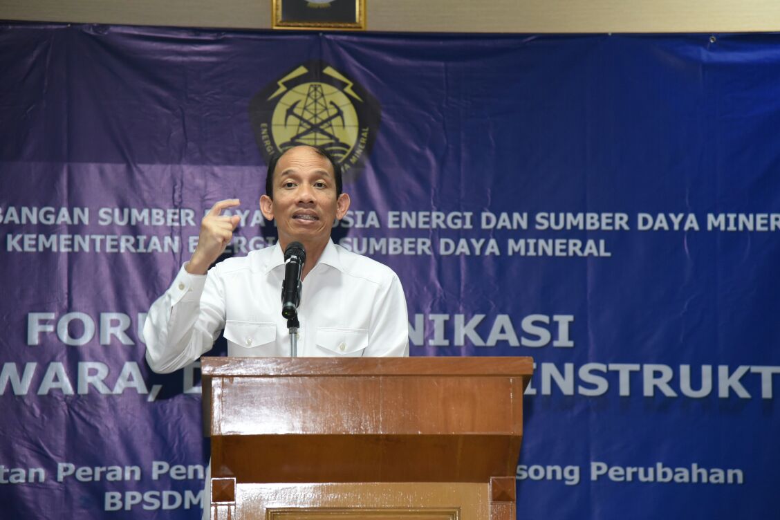 Buka Forkom Pengajar BPSDM, Wamen ESDM: Ubah Paradigma Human Resources ke Human Capital