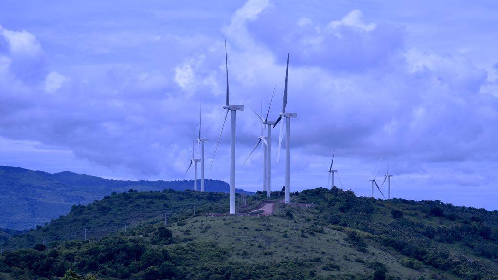Cadangan Minyak Tak Lagi Melimpah, Momen Tepat Beralih ke Energi Baru Terbarukan