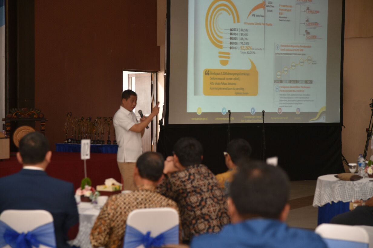 Dalam 9 Bulan, 60 Kontrak Pembangkit EBT Telah Ditandatangani