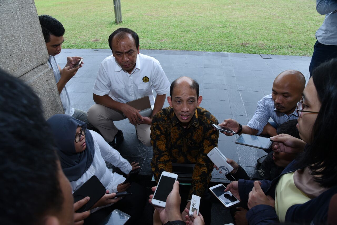 Dengar Masukan Stakeholder, Arcandra: Kita akan Revisi Aturan ke Arah yang Lebih Baik