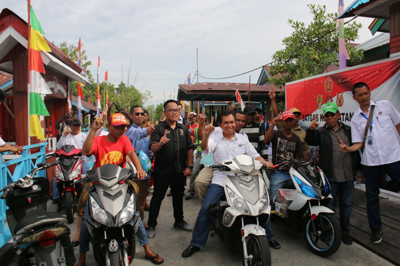 Disebut Kabupaten 1001 Papan, Asmat Sudah Kekinian dengan Motor Listrik