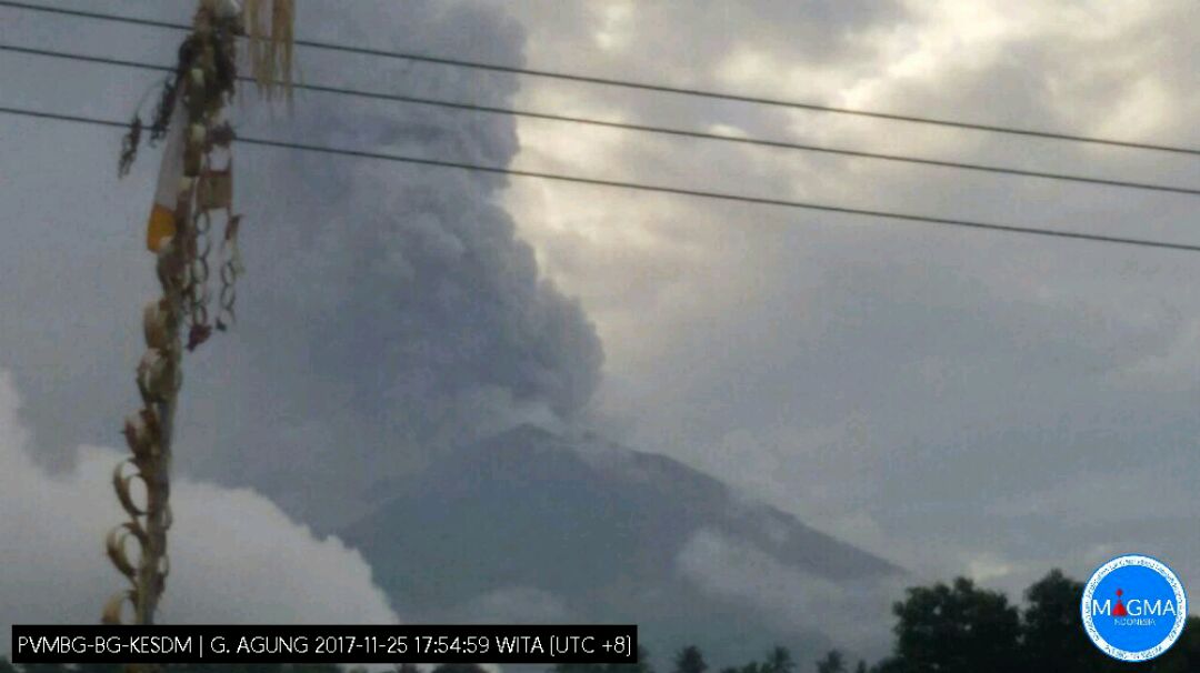 Erupsi Gunung Agung,  Masyarakat Agar Tetap Tenang dan Mengikuti Rekomendasi PVMBG