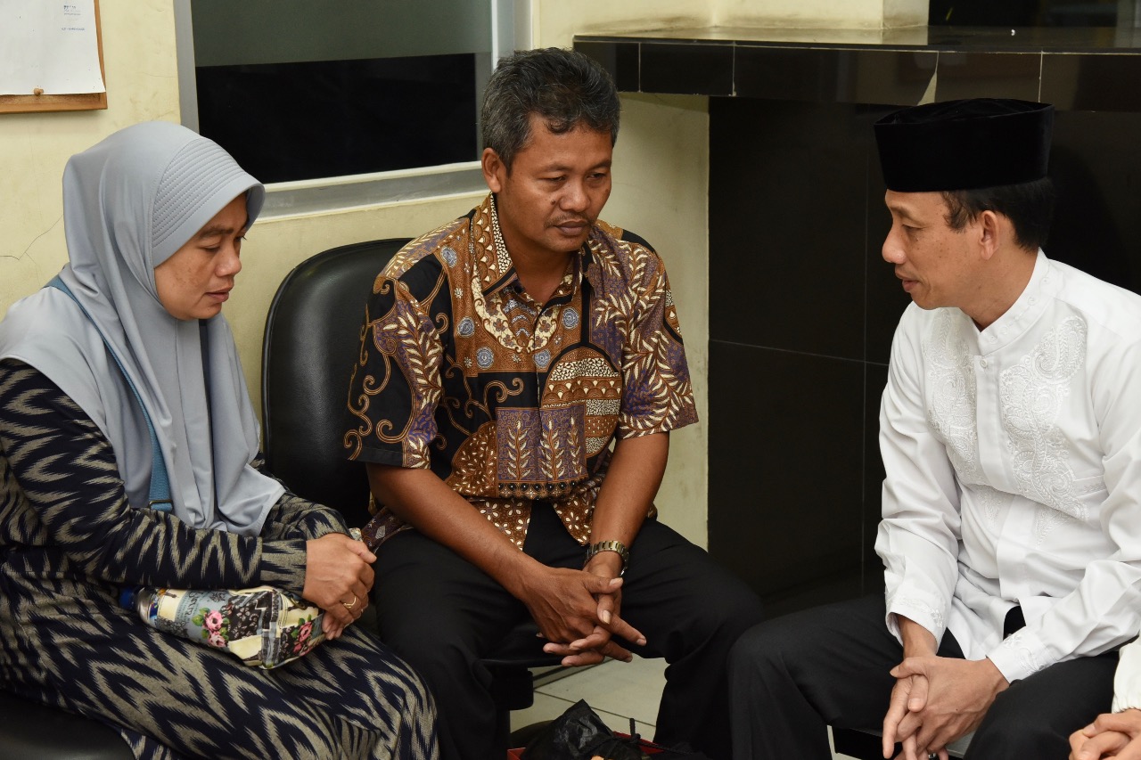 ESDM Berduka, Jenazah Jannatun Cintya Dewi Dikebumikan di Sidoarjo