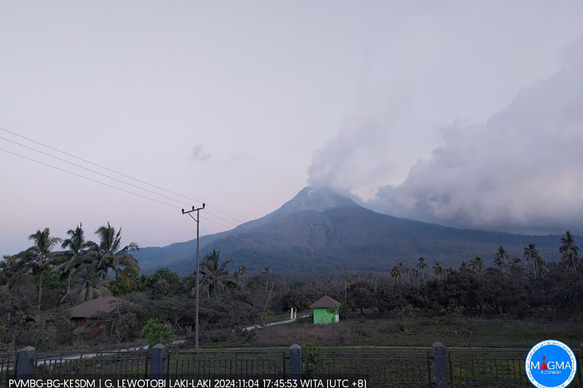 G. Lewotobi Erupsi, Badan Geologi Rekomendasi Evakuasi Masyarakat dalam Radius 7 Km dari Kawah