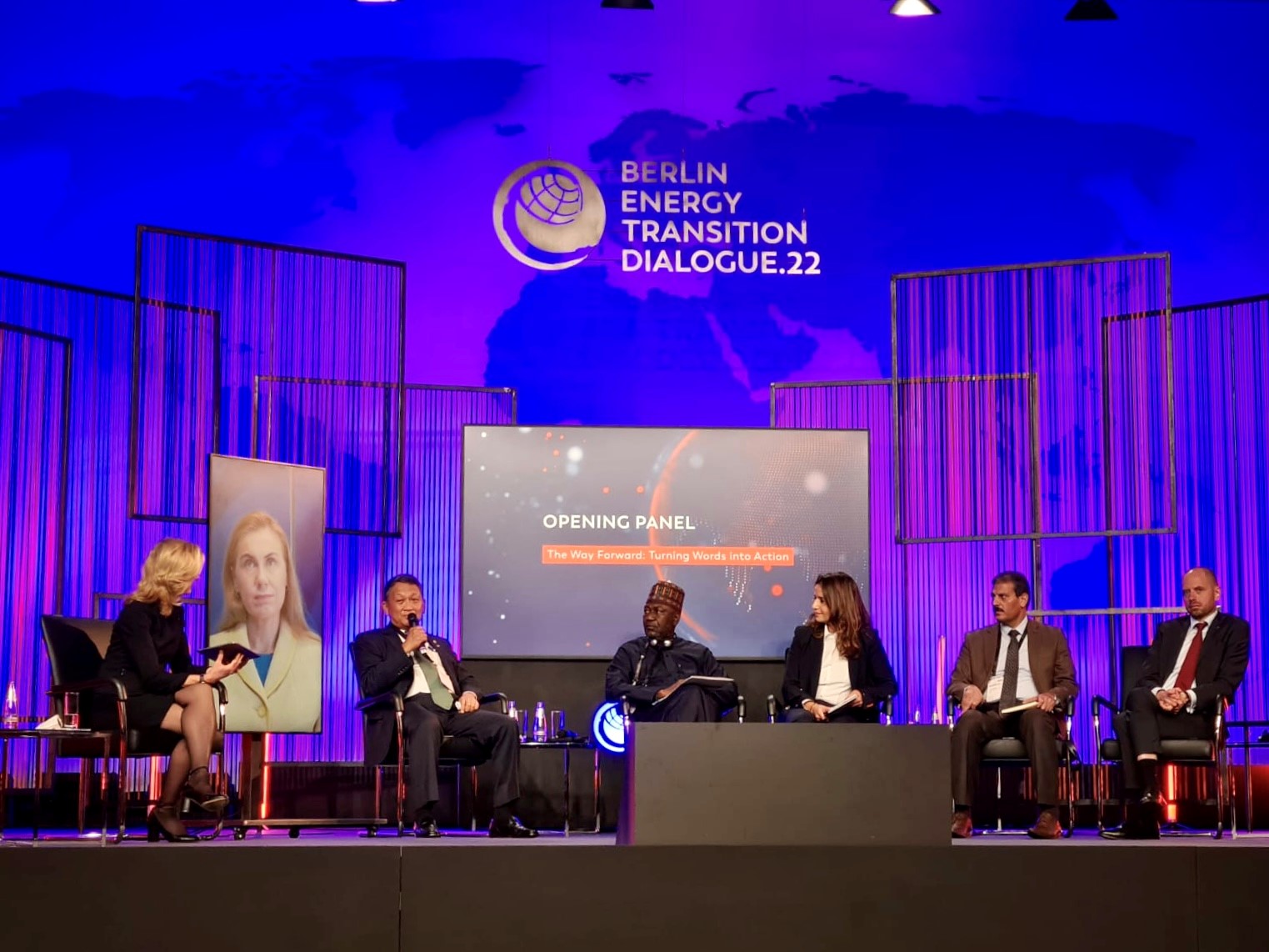 Hadiri Dialog Global di Jerman, Menteri ESDM: Transisi Energi Geliatkan Aktivitas Perkonomian