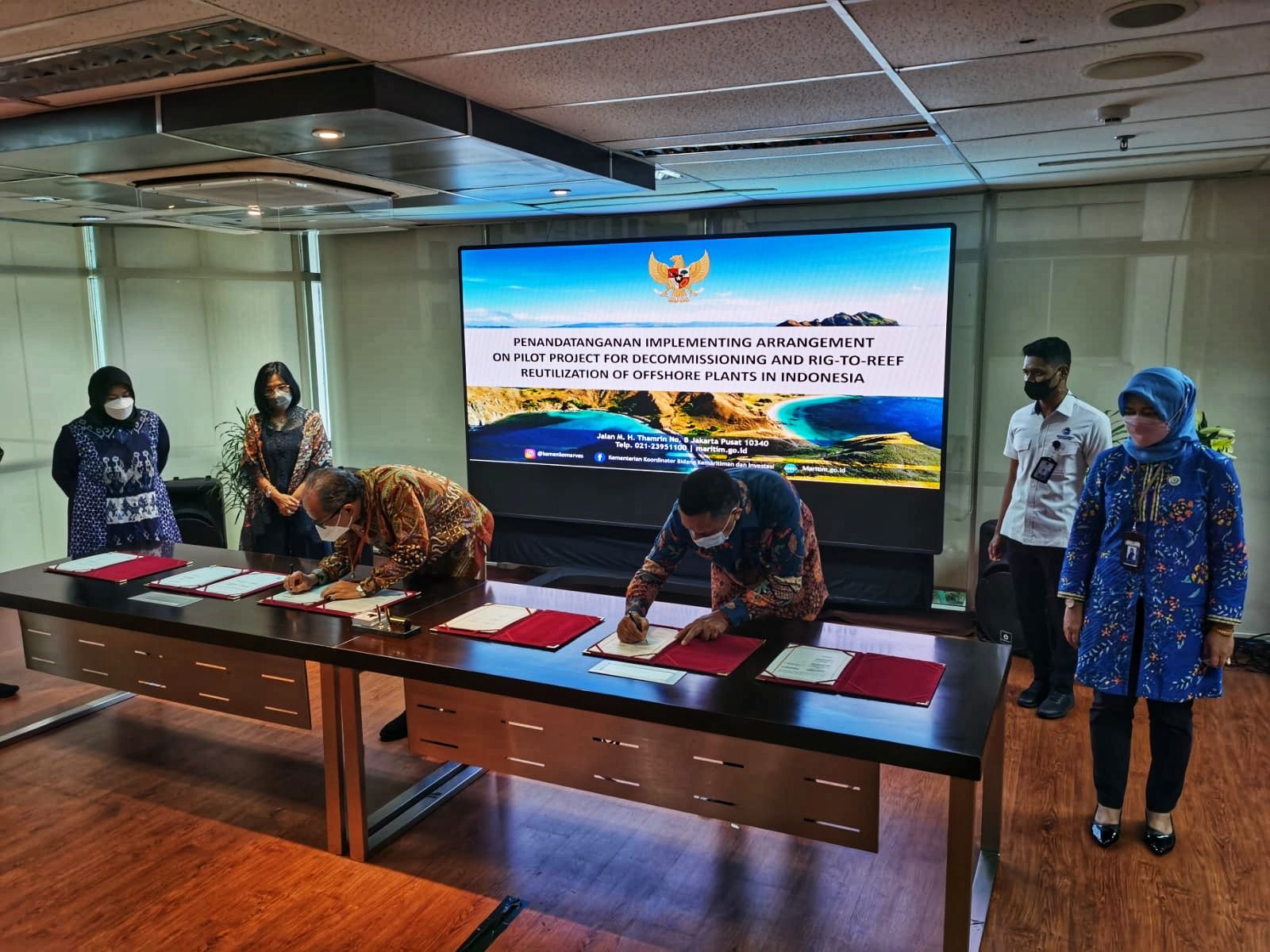 Implementing Arrangement Decommissioning Anjungan Migas Attaka Diteken