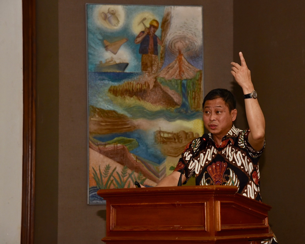 Jonan Minta Pejabat Kerjakan yang Bermanfaat bagi Bangsa