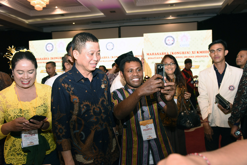 Jonan: NTT Akan Saya Kejar Untuk Terlistriki Seluruhnya