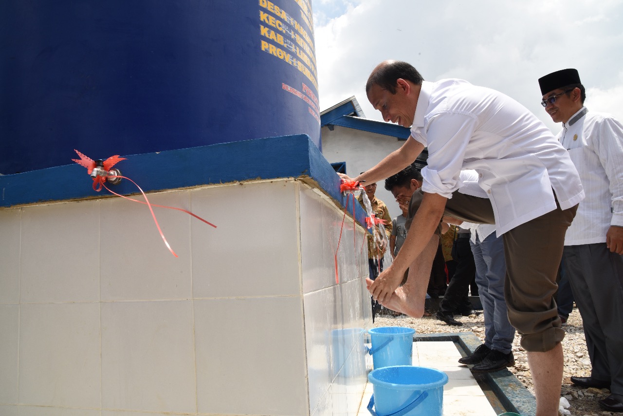 Kembali Resmikan Sumur Bor, Arcandra: APBN Manfaatnya Dirasakan Langsung Masyarakat