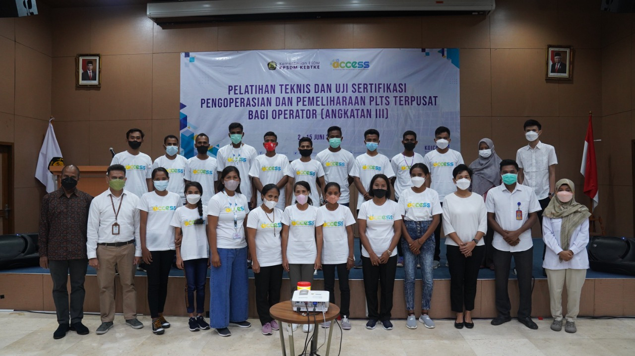 Kementerian ESDM Fasilitasi Pendidikan Operator PLTS Terpusat