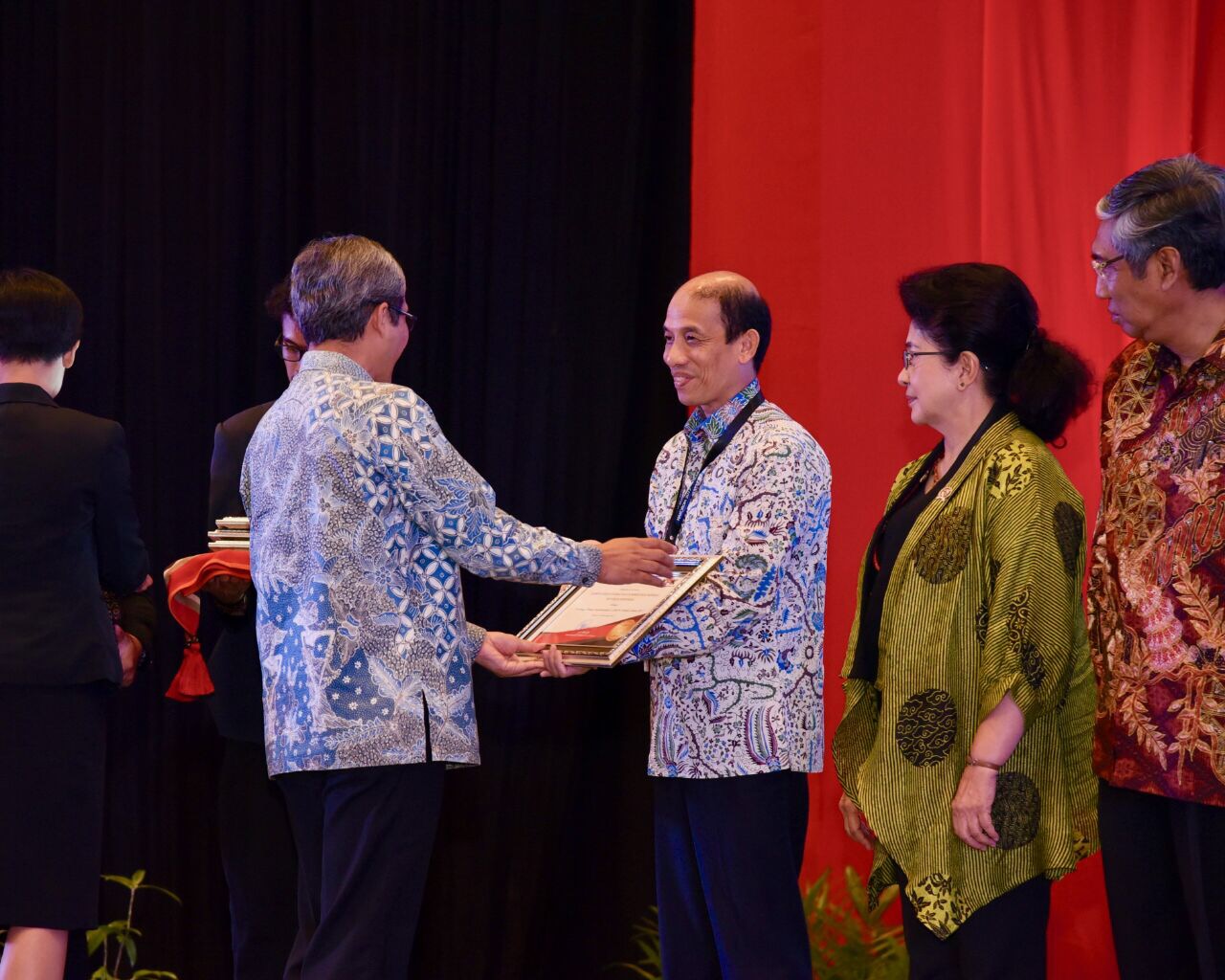 Kementerian ESDM Raih Penghargaan Implementasi e-LHKPN Terbaik Tahun 2017