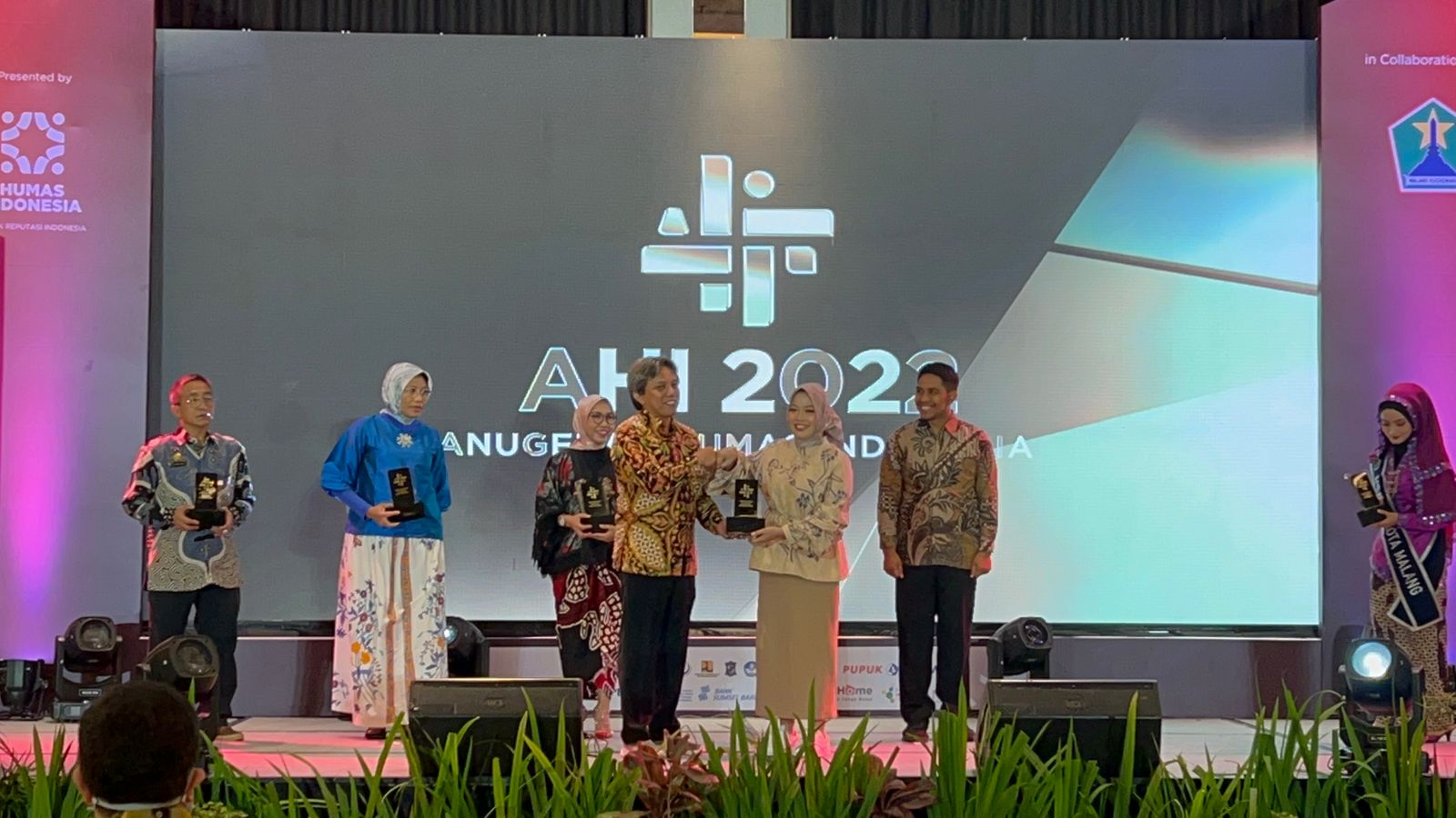 Kementerian ESDM Sabet Dua Penghargaan Layanan Informasi Publik