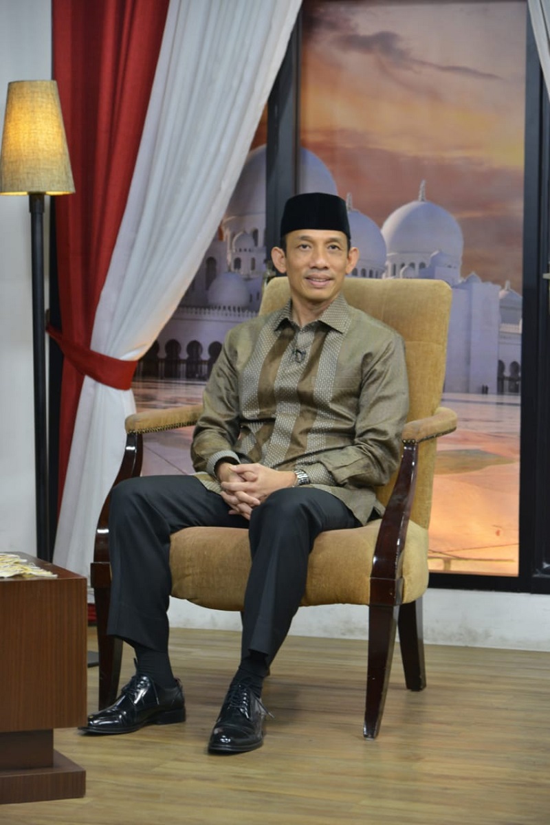 Kiat Bermedia Sosial Ala Arcandra Tahar