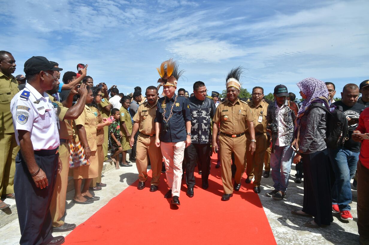 Kunjungan Kerja ke Papua Barat, Menteri ESDM Apresiasi Semangat Pemda untuk Kemandirian Energi