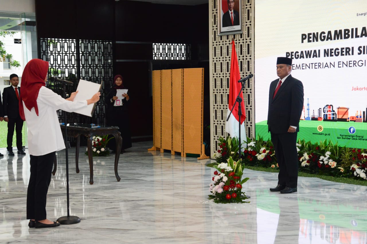 Lantik 63 PNS, Sekjen ESDM: Harus Jujur dan Berintegritas