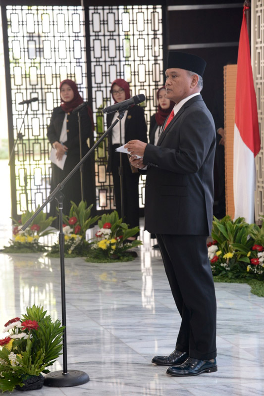 Lantik Pejabat Fungsional, Sekjen ESDM Minta ASN Siap Masuki Era Industri 4.0